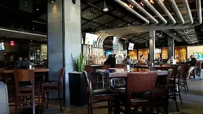 Yard House