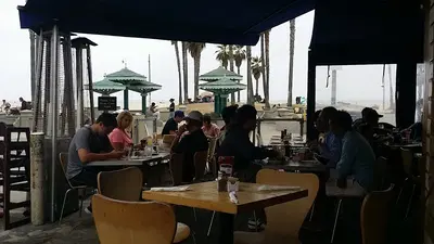 Candle Cafe & Grill