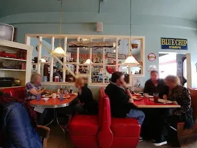 S & W Country Diner