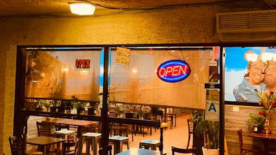 Quebobs Mediterranean Restaurant