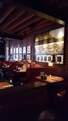 South Beverly Grill