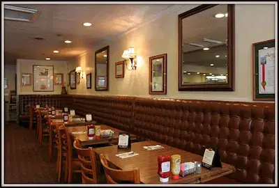 Nate'n Al's