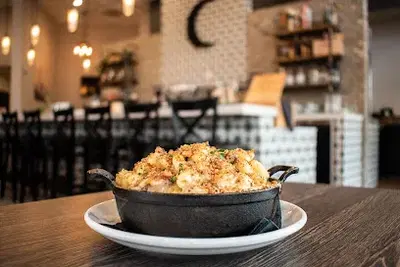 Crescent Bistro
