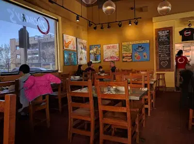 Zachary's Chicago Pizza