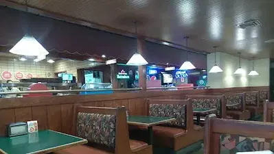 Round Table Pizza, Torrance and north Redondo Beach