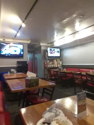 Manhattan Pizzeria
