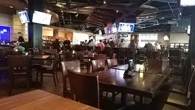 Yard House