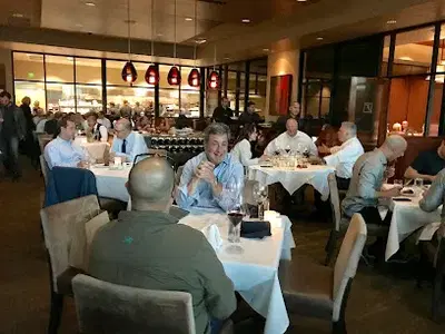 Fleming’s Prime Steakhouse & Wine Bar