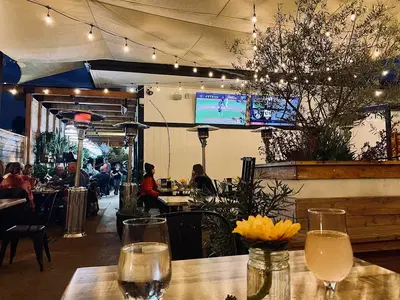 Side Yard Public House
