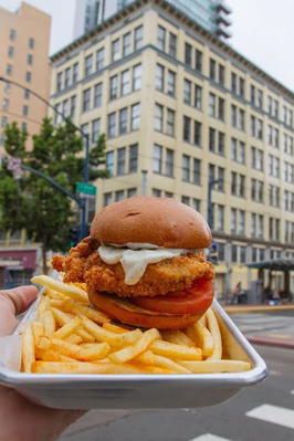 Ali's Chicken & Waffles