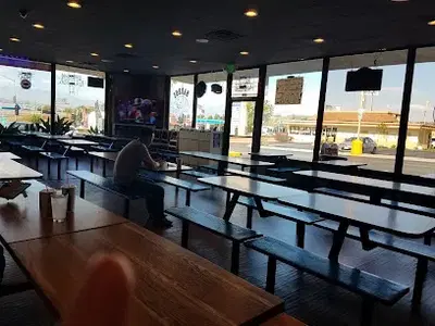 Barro's Pizza