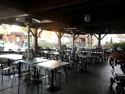 Warehouse Pizza