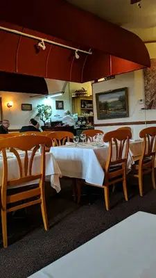 LE PETIT BISTRO