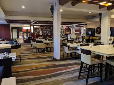 The Courtyard Long Bar & Bistro