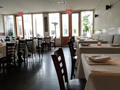 INDO Restaurant & Lounge