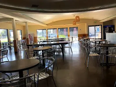 Boss Bird Kitchen