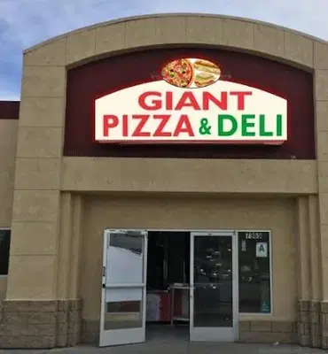 Giant Pizza & Deli