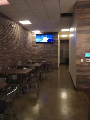 El Yaqui Tacos y Mariscos