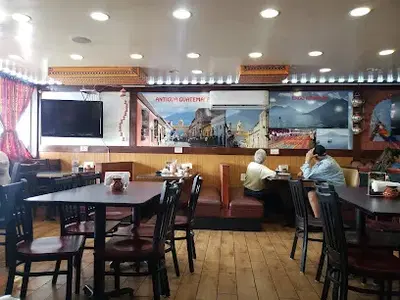 La Esperanza Restaurant & Bakery