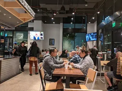 Shake Shack Long Beach