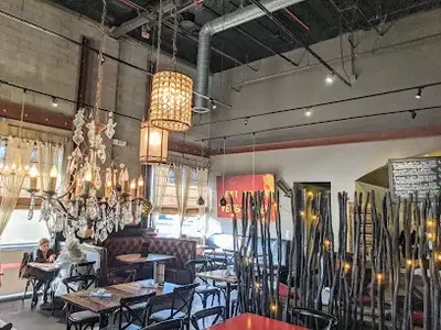 Red Table Restaurant