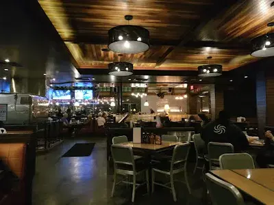 Lucille’s Smokehouse Bar-B-Que