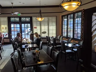 Alissa's Ocean View Bar & Grill
