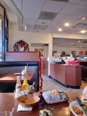 Lakeside Cafe & Bakery