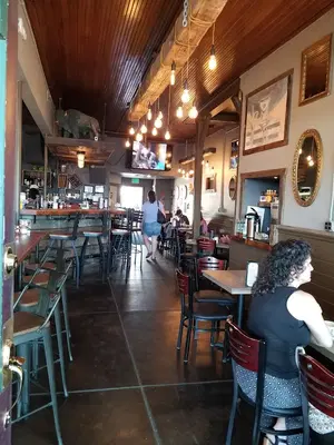 The Bluegrass Lounge - Olde Town