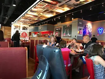 Red Robin Gourmet Burgers and Brews