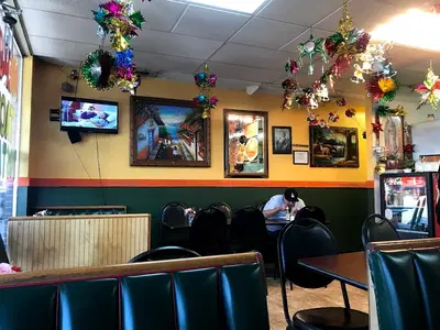 La Casa Del Burrito