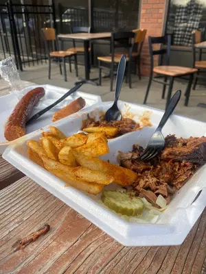 Brad's Pit BBQ
