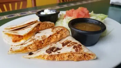 Mi Casita Restaurant and Bakery