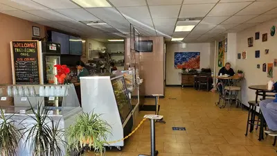 Chely’s Cafe