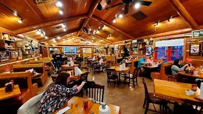Famous Dave's Bar-B-Que