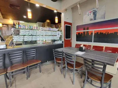 Parry's Sliceria & Taps