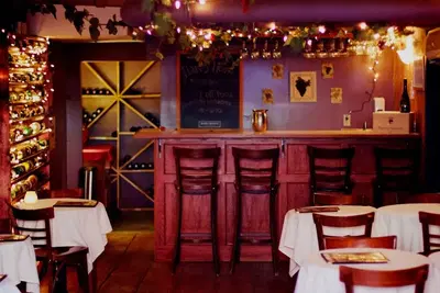 Mona Lisa Fondue Restaurant