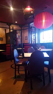 Hunan Dynasty Restaurant