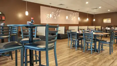 Wu Hoos Asian Bistro