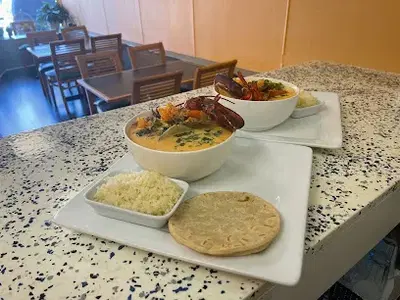 LA VILLA RESTAURANT & DELI