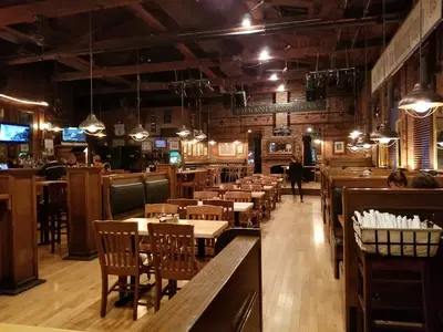 Arch Street Tavern