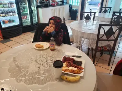 Santini's Deli & Grill