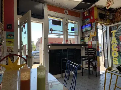 Super Taqueria Las Salsas
