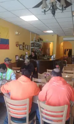 El Idolo Restaurant - Ecuadorian Food