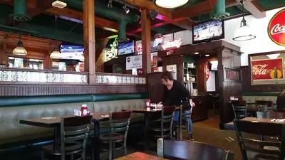 Archie Moore's Bar & Restaurant
