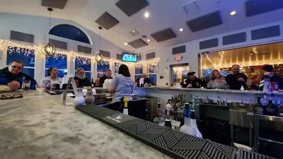 RipTide Restaurant & Bar
