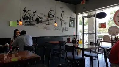 iPho Noodle House