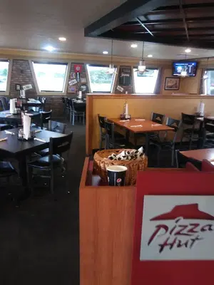 Pizza Hut