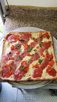 Joey's Kitchen & Catering