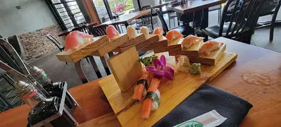 Kub Kao Thai & Sushi